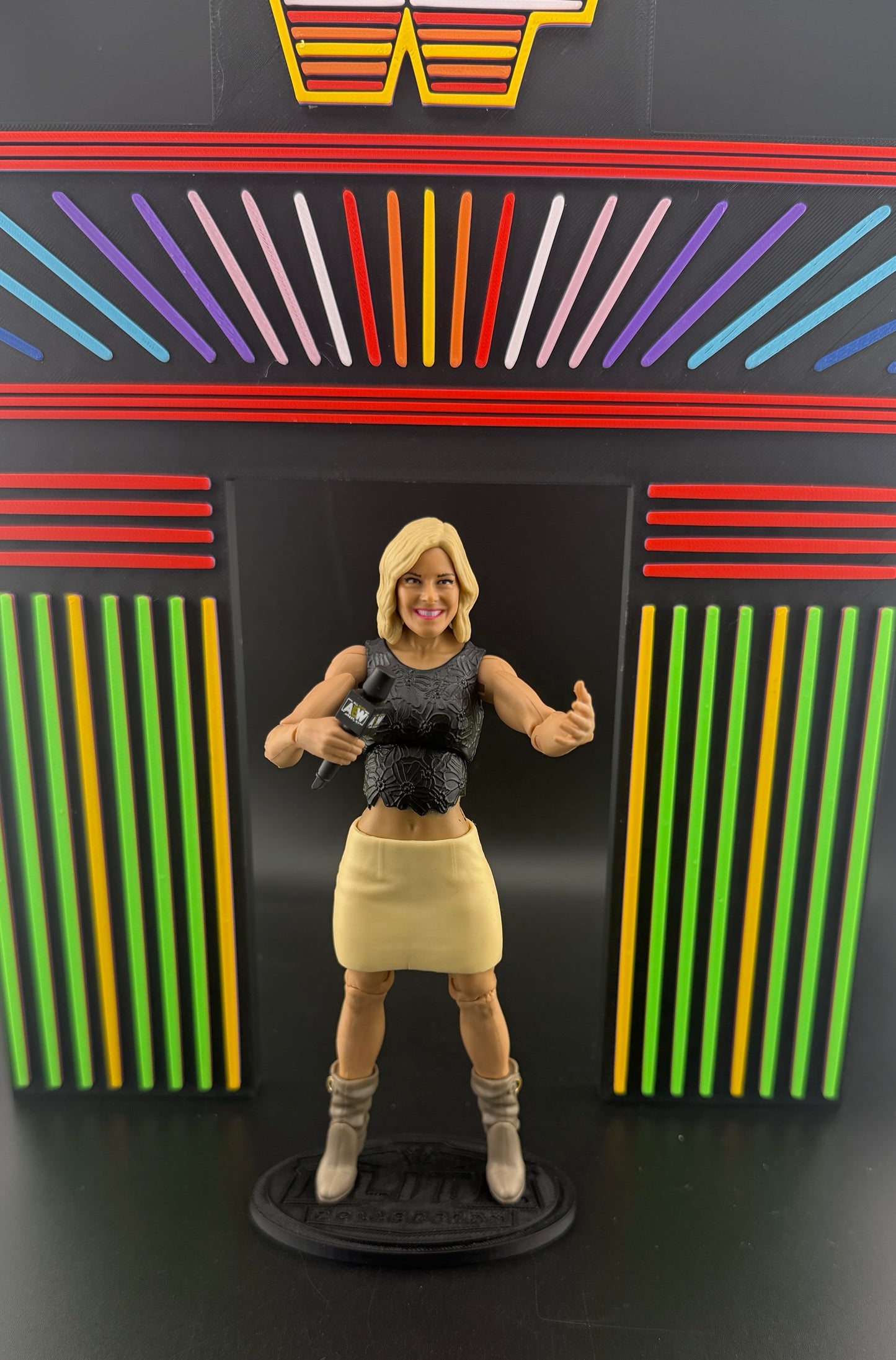 WWE Elite(Loose Figure)- Renee Young Action Figure
