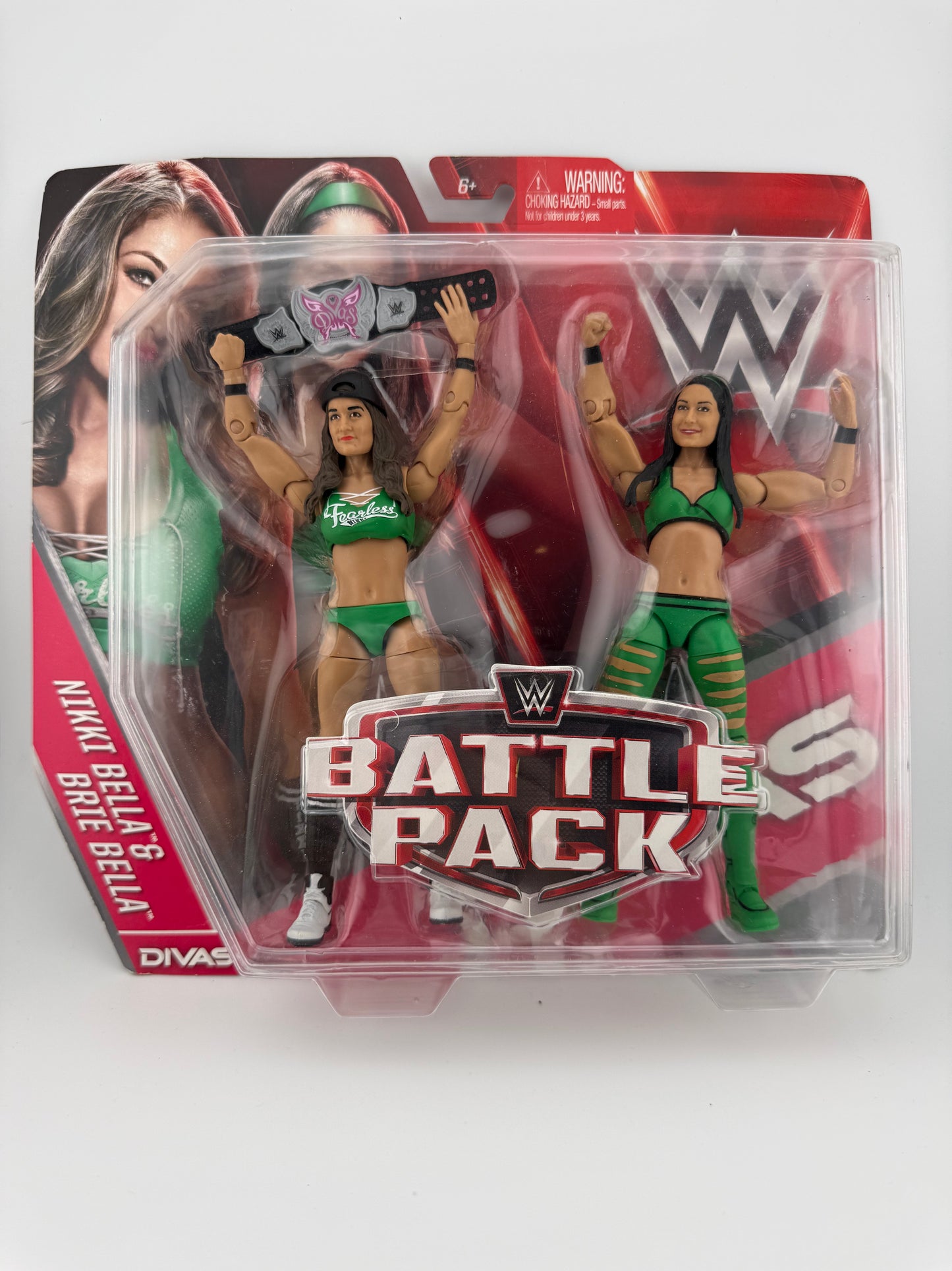 WWE Main Event- Nikki Bella and Brie Bella Battlepack